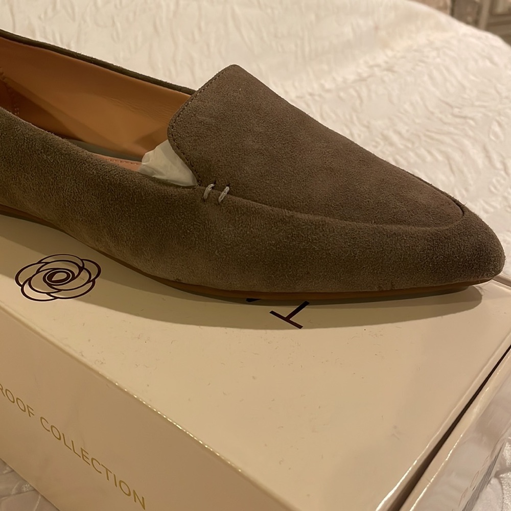 Taryn Rose flat